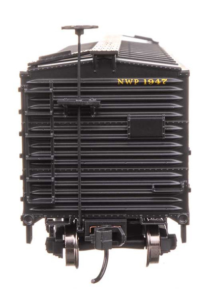 Walthers Mainline 910-40189 - 40' Double Sheathed Wood Boxcar Northwestern Pacific (NWP) 1964 - HO Scale
