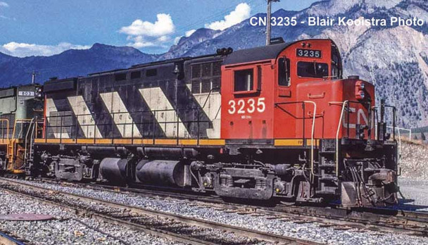 PRE-ORDER: Bowser 26041 - ALCo C424 (DCC and Sound) Canadian National (CN) 3239 - HO Scale