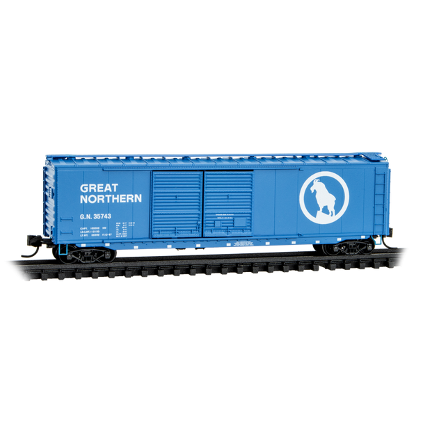 Micro-Trains Line 03400490 - 50' Standard Boxcar Great Northern (GN) 35743 - N Scale