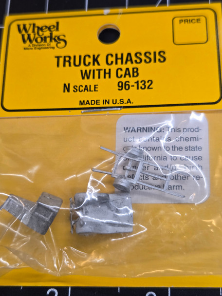 Micro Engineering 96-132 - Truck Chassis with cab  - N Scale Kit