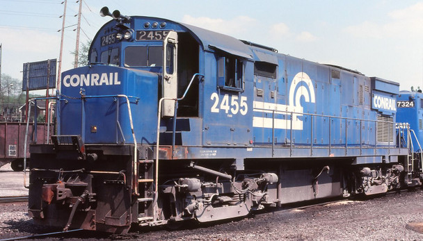 PRE-ORDER: Rapido 45049 - ALCO C-425 (DC Silent) Conrail (CR) 2455 - HO Scale