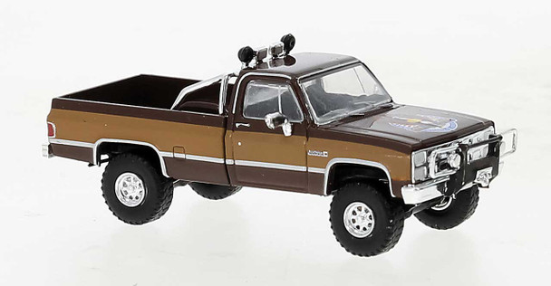Brekina 19653 - 1981 GMC Sierra Grande Pickup Truck - Assembled  Colt Edition (2-Tone Brown)  - HO Scale