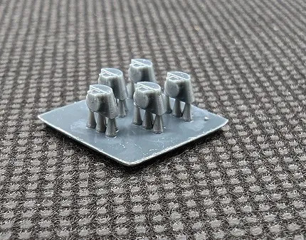 Gotham Rail 2000 - MU Stand - EMD 1st Gen. - Short Style 5x  - HO Scale