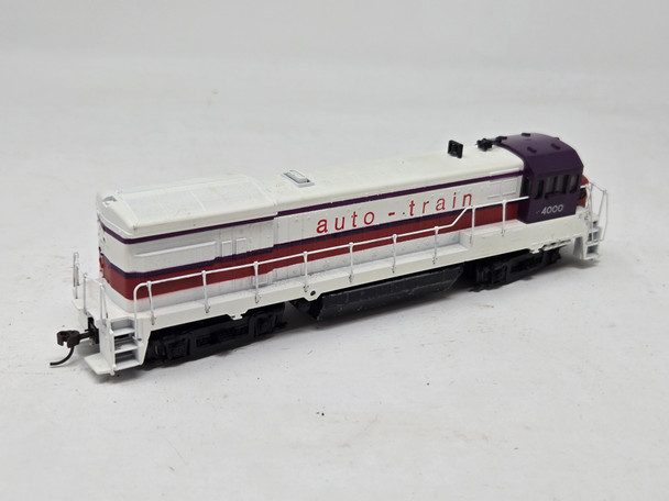 Pre-Owned: Athearn Blue Box GE U33B (DC Silent) Auto Train 4000 - HO Scale