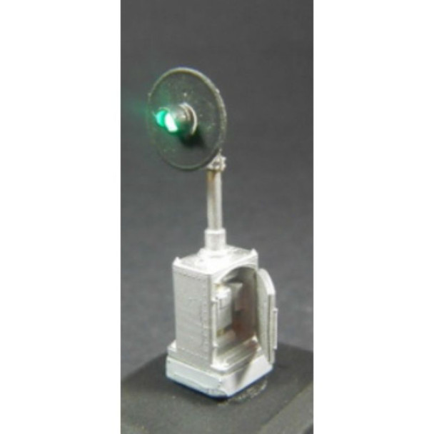 Showcase Miniatures 2196 - Short cabinet mount Dwarf Signal (type SA)   - HO Scale Kit