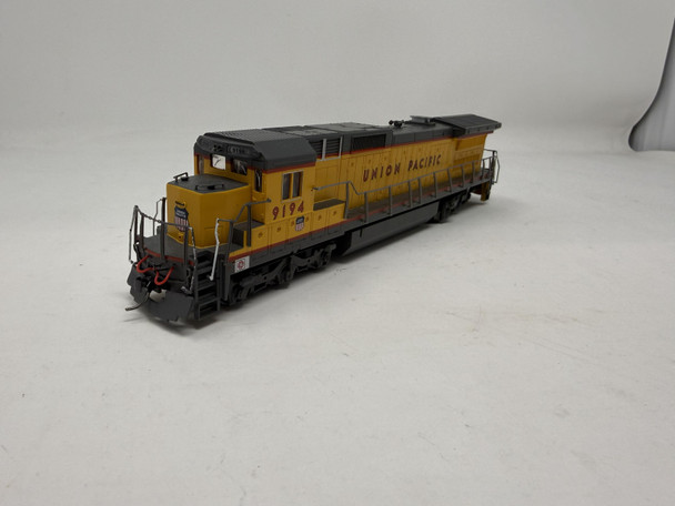 Pre-Owned: Bachmann GE C40-8 (DC Silent) Union Pacific 9194 - HO Scale