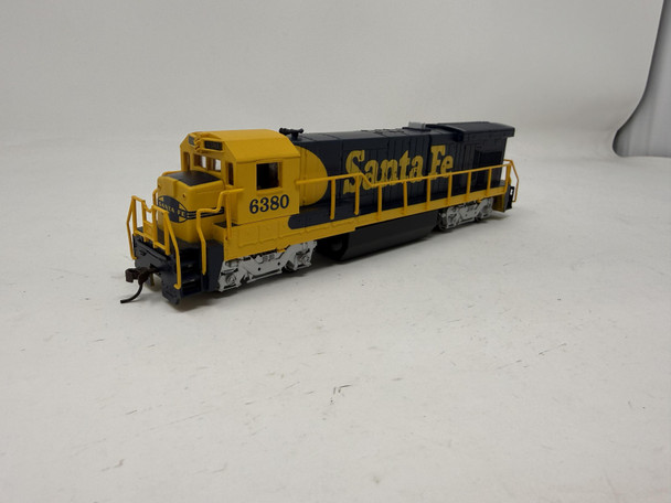 Pre-Owned: Bachmann GE B23-7 (DC Silent) Santa Fe 6380 - HO Scale