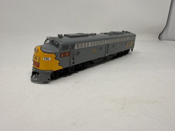 Pre-Owned: Proto2000 EMD E8 (DC Silent) L&N 786 - HO Scale