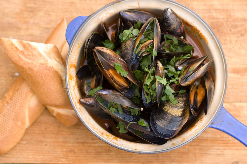 Slavo's Borracho Mussels