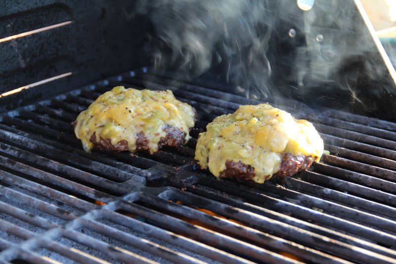 Slavo’s EPIC Green Chile Burger