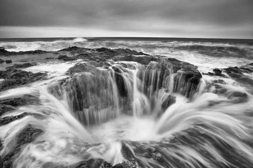 Thors Well B&W