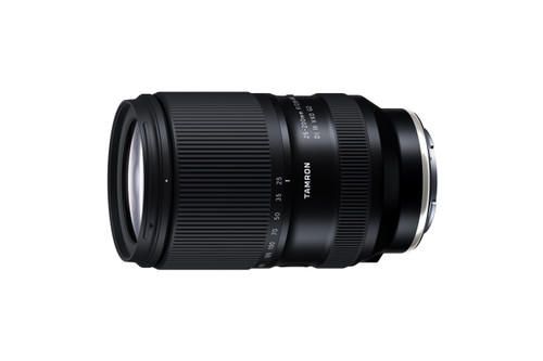 Tamron A075 lifestyle