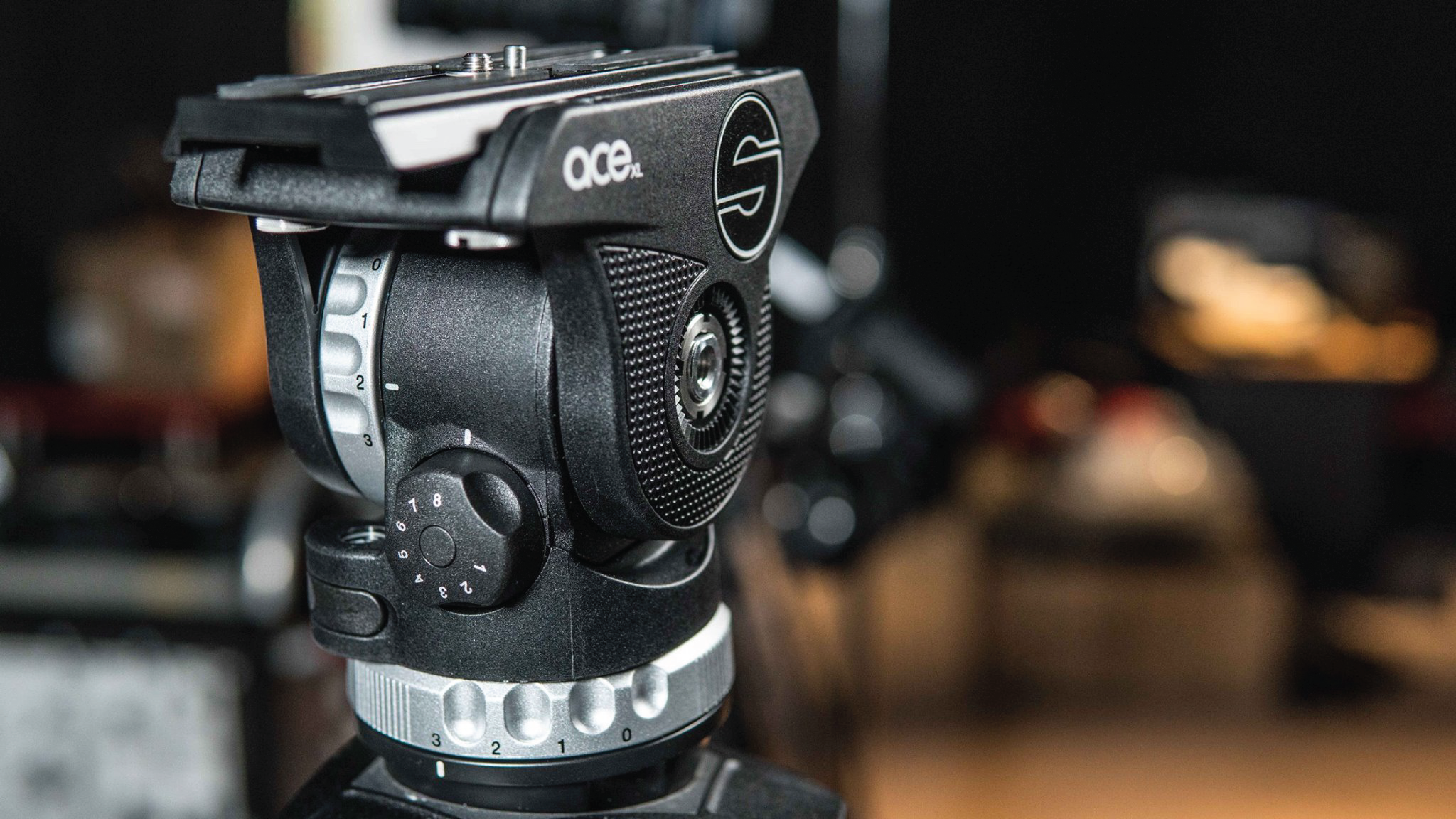 為什麼 Sachtler 1017MS ACE XL 深受攝影師的喜愛