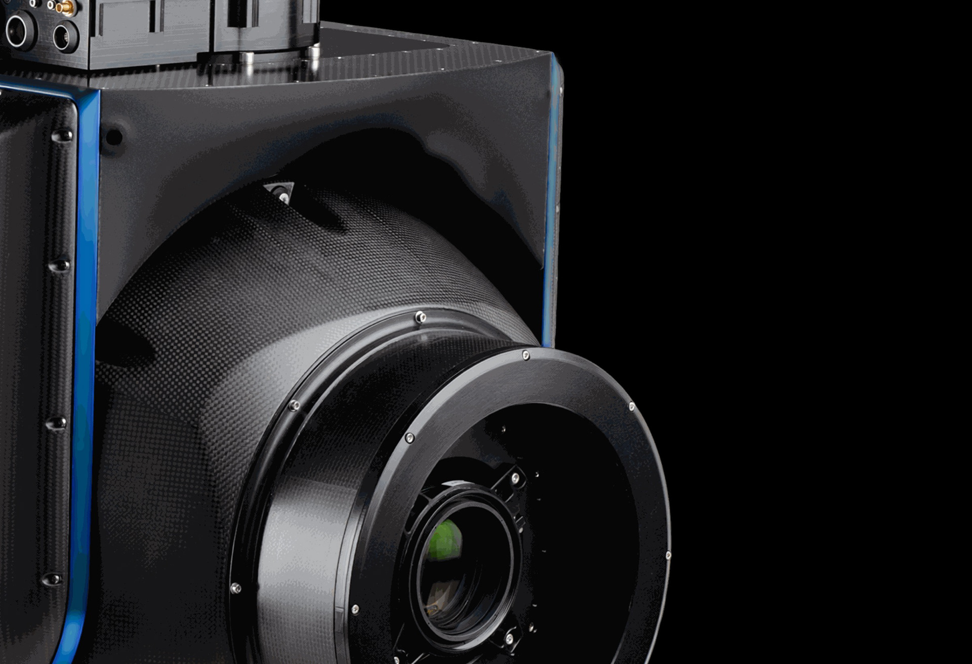 AX18 CORE system with blue trim and closed camera housing