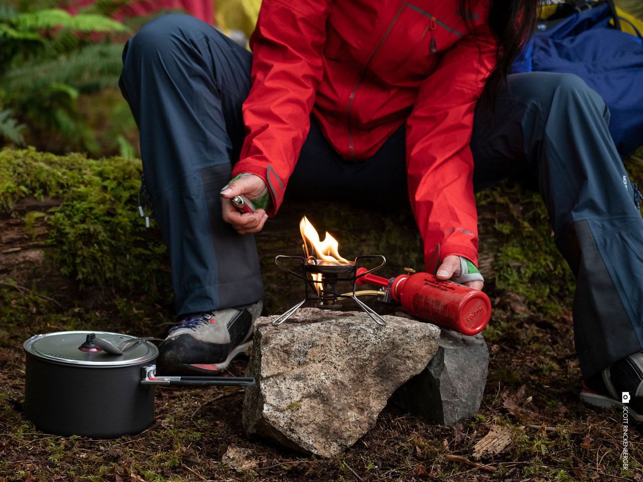 MSR WhisperLite Liquid Fuel Backpacking Stove | CSC - Canada's Gun
