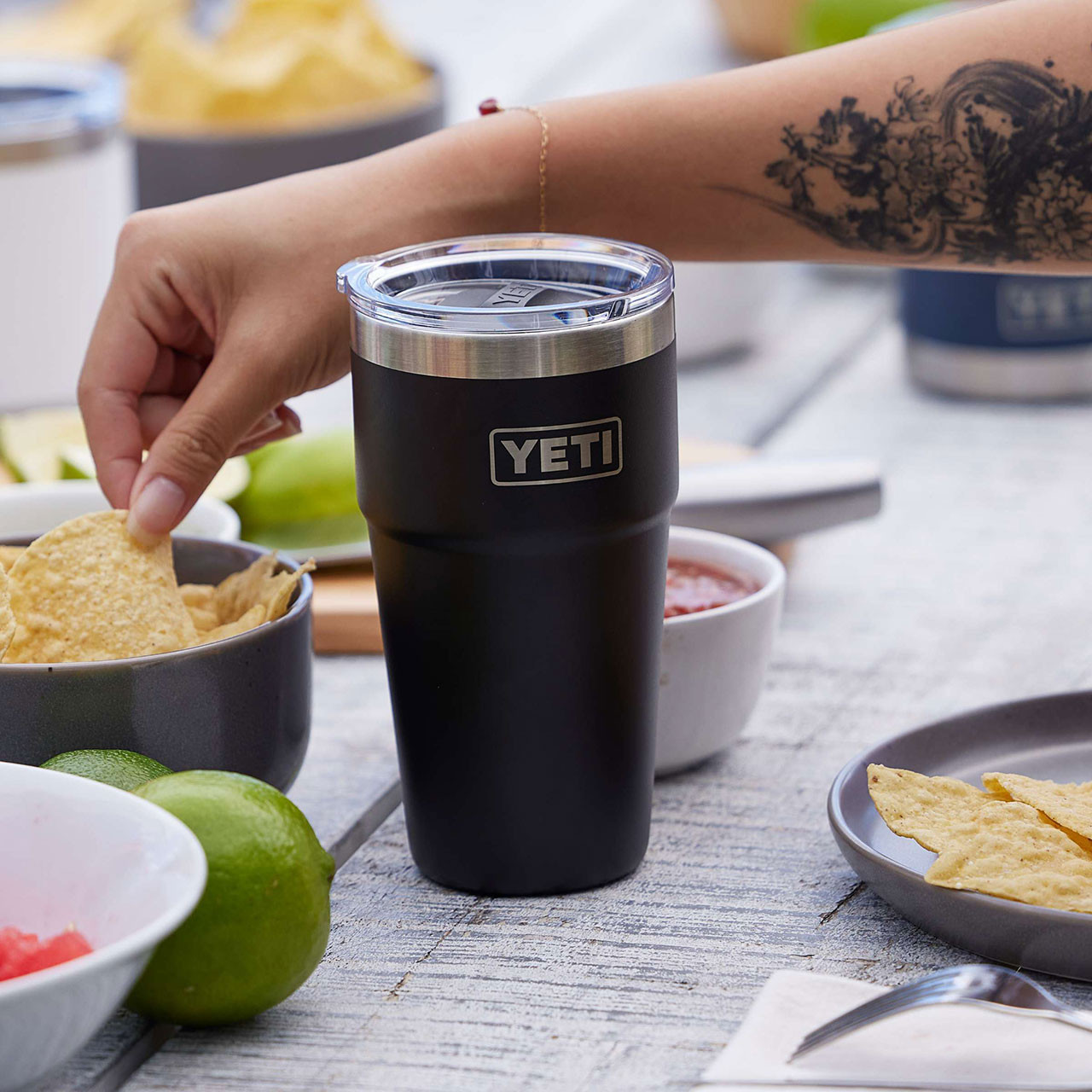 YETI イエティ ランブラー 20oz スタッカブルカップ ブラックストーン YETI Rambler Stackable Cup w/ Magslider Lid, 591 mL / 20 oz: Black