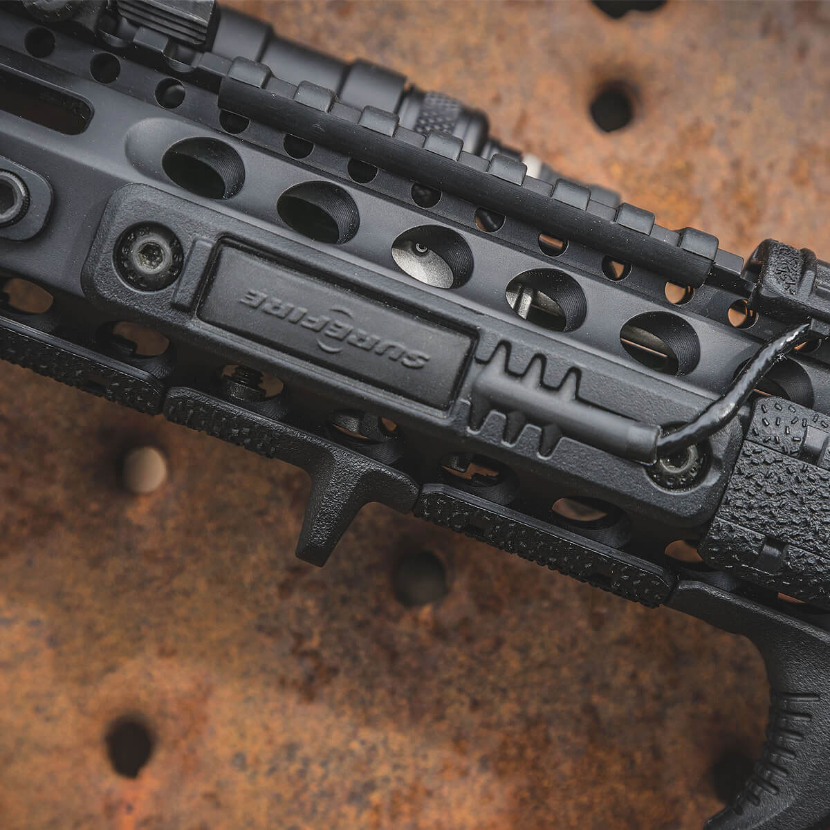 Magpul M-LOK Tape Switch Mounting Plate Surefire ST: Black