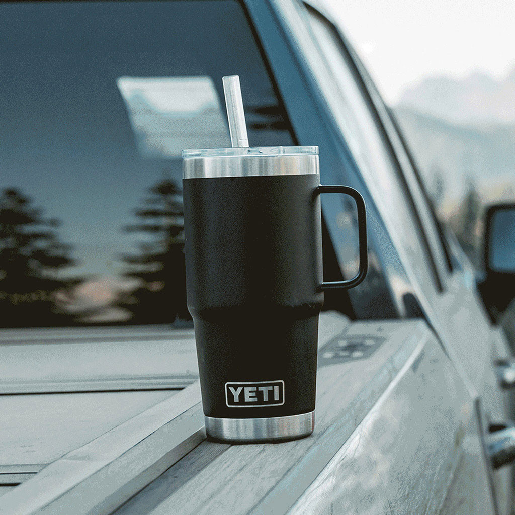 YETI Rambler Straw Mug with Straw Lid, 739 mL / 25 oz: Navy