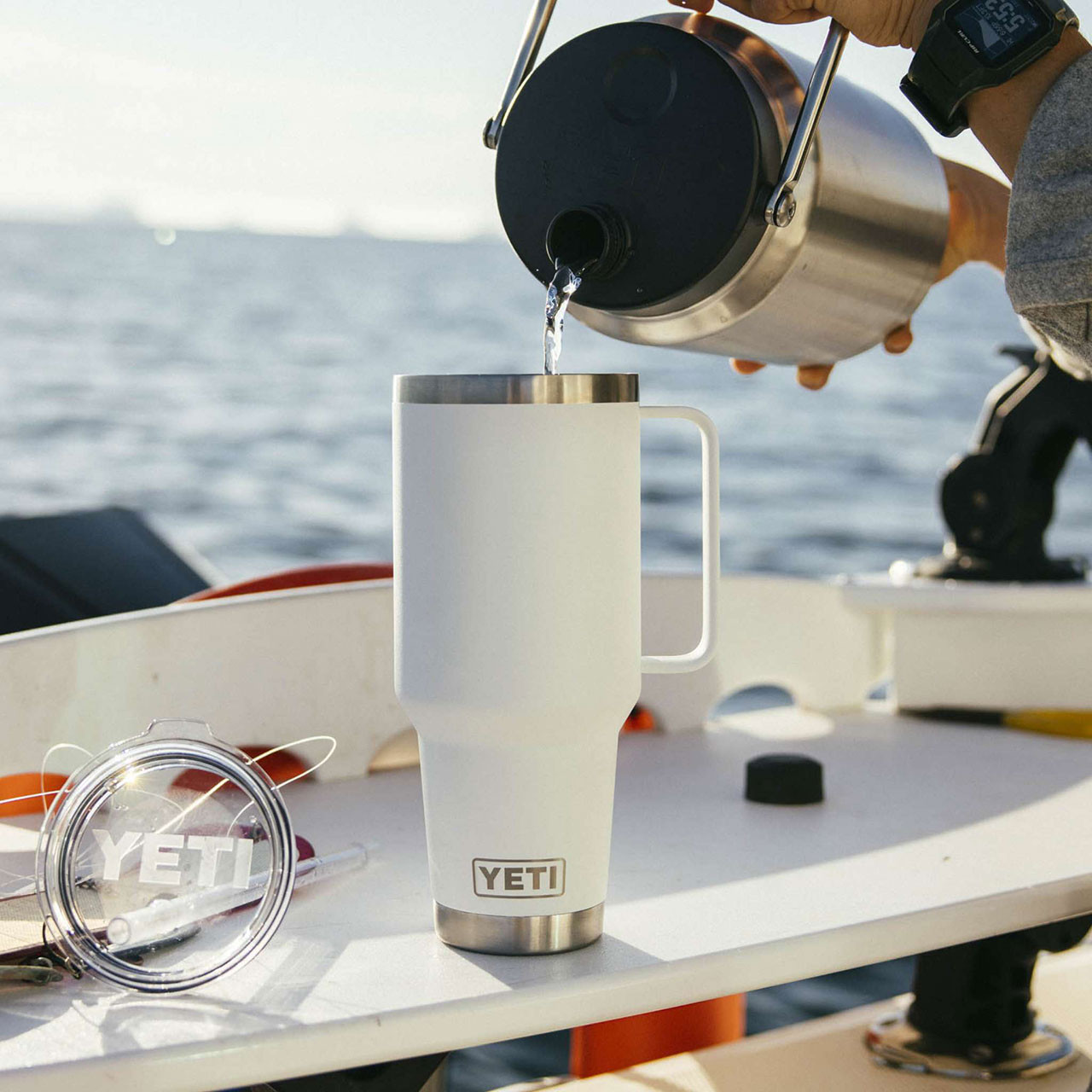 YETI Rambler Straw Mug with Straw Lid, 1.2 L / 42 oz: Cape Taupe