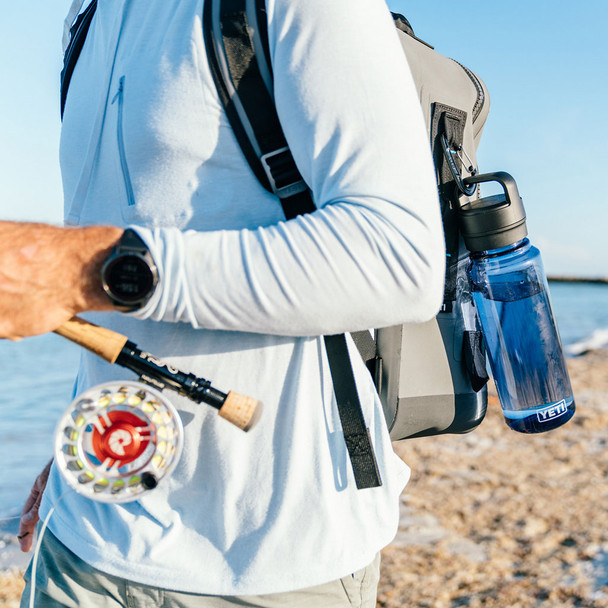 YETI Yonder Water Bottle with Yonder Chug Cap, 1 L - Navy