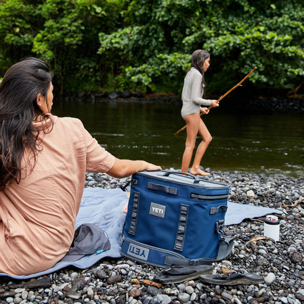 YETI Hopper Flip 12 Soft Cooler: Black Forest Green