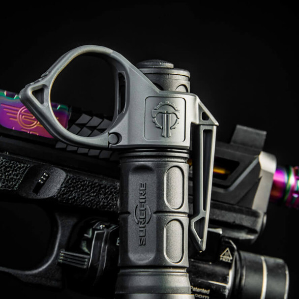 Thyrm SwitchBack 2.0 Large Flashlight Ring with Pocket Clip: Black