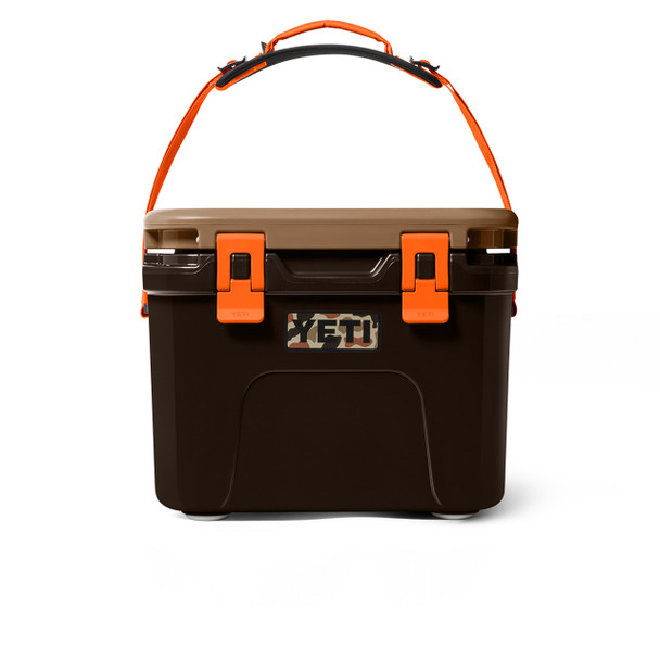 YETI Roadie 15 Hard Cooler: Wetlands Camo