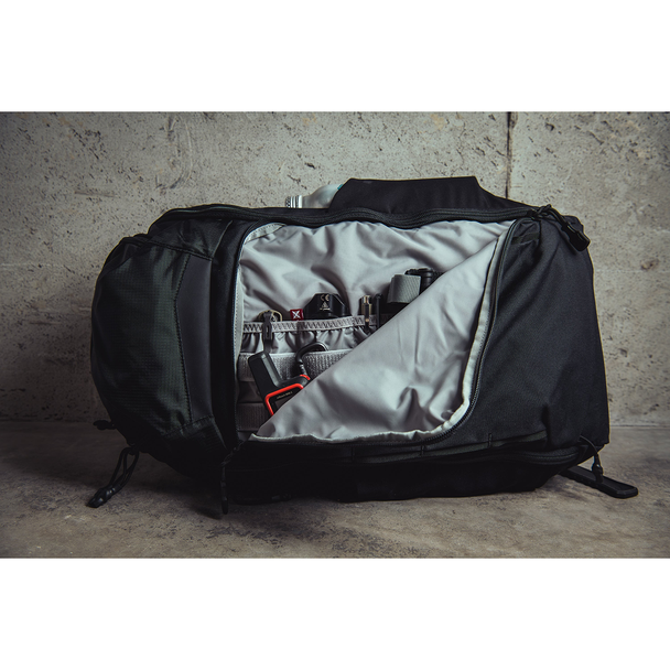 Vertx Gamut 22L Backpack: Evergreen