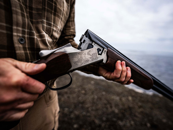 Browning Citori 825 Field Sub-Gauge O/U Shotgun: 28 Gauge-3", 28" Barrels | 018346013
