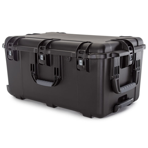 NANUK 965 Wheeled Case, Without Foam Insert
