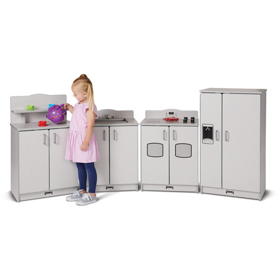 Culinary Creations Kitchen 4 Piece Set with Kid