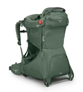 Image displaying spacious carrying capacity and the multiple pockets on the front of the pack.