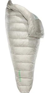 Image of the vespa from the top, showing off lightweight fabric and lofty 900 fill down.