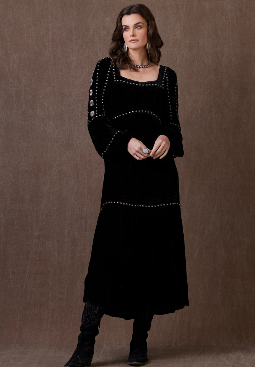 western wear black dress NEW ARRIVAL . . Our Layne Black Dress is a MUST-HAVE!! Shop now online!! Link below! https://www.southerncww.com/shop/womens- dresses-rompers/4