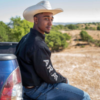 Ariat Men's Shirt - Team Logo Twill Classic Fit - Black / White Ariat Men's Shirt - Team Logo Twill Classic Fit - Black / White