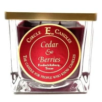 Circle E Scented Candles - Cedar & Berries - 22oz