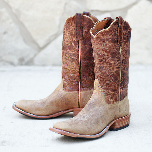 Rios of Mercedes Men's Boots - Distressed Buffalo / Brown Lava Rios of Mercedes Men's Boots - Distressed Buffalo / Brown Lava