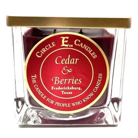 Circle E Scented Candles - Cedar & Berries - 22oz
