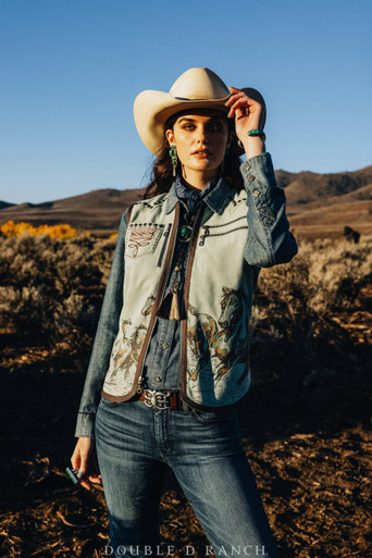DoubleDRanch_WildHorsesCollect