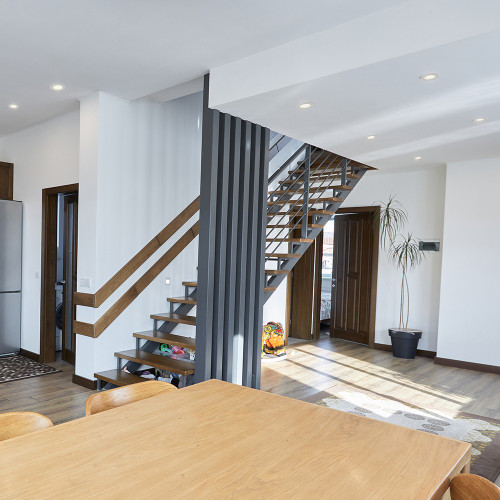 in_use_1_image_role