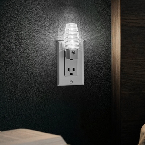 LED Night Light With Dusk To Dawn Sensor (6 Pack)