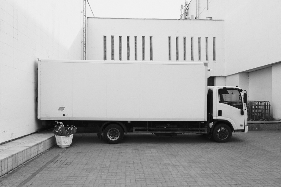Are the Costs of Drayage Wrecking Your Booth Budget?