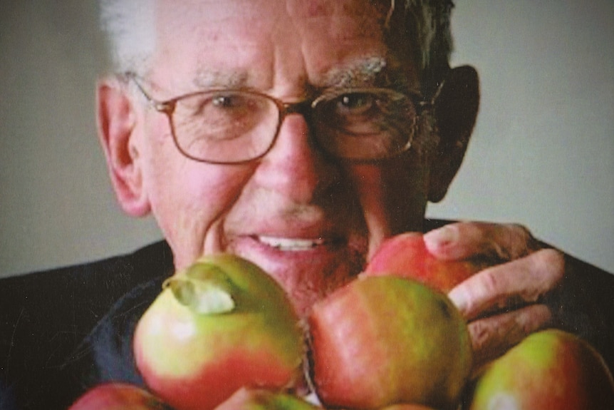 john-cripps.jpeg john-cripps.jpeg