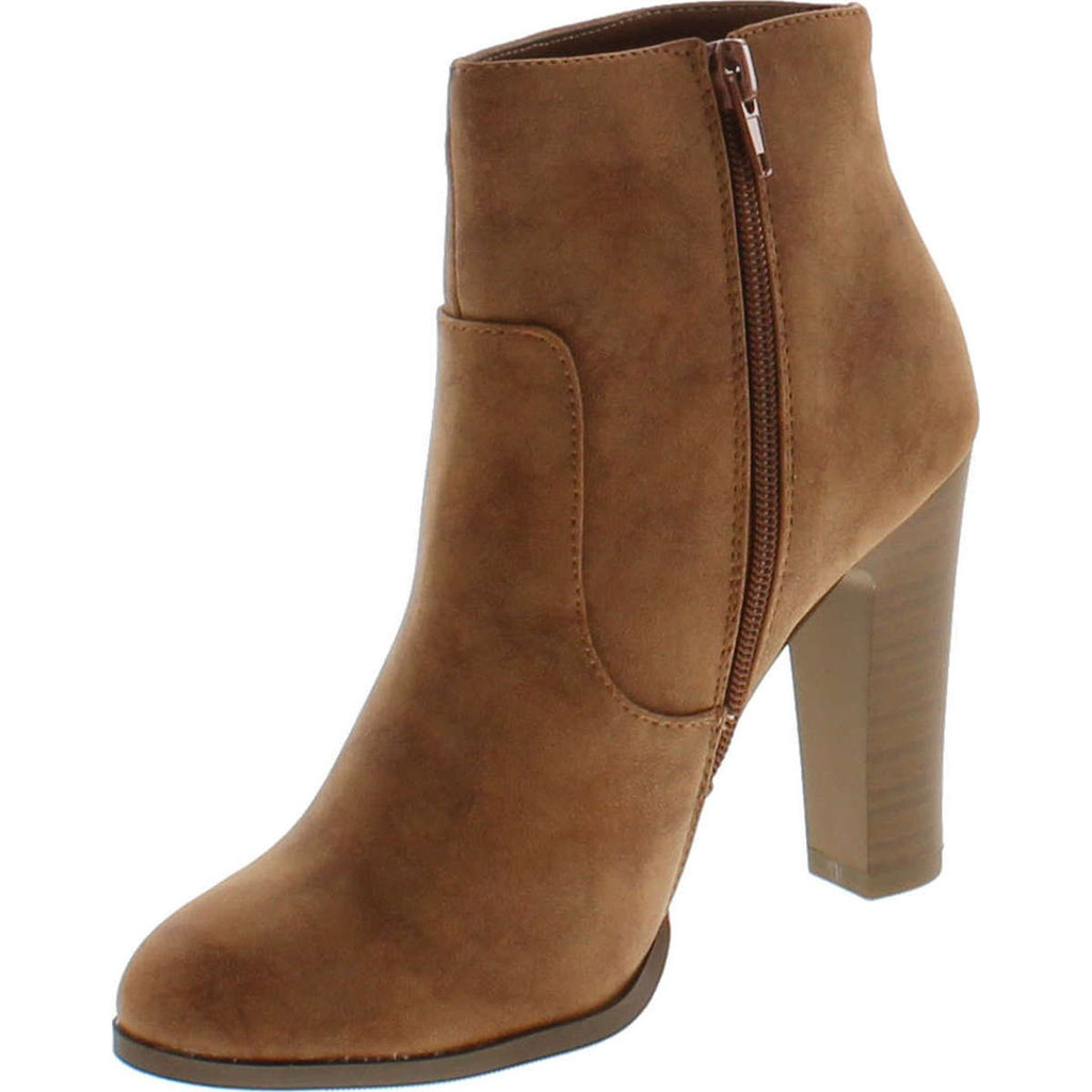 Delicious Women's Admit Almond Toe Chunky Wooden Heel Ankle Bootie