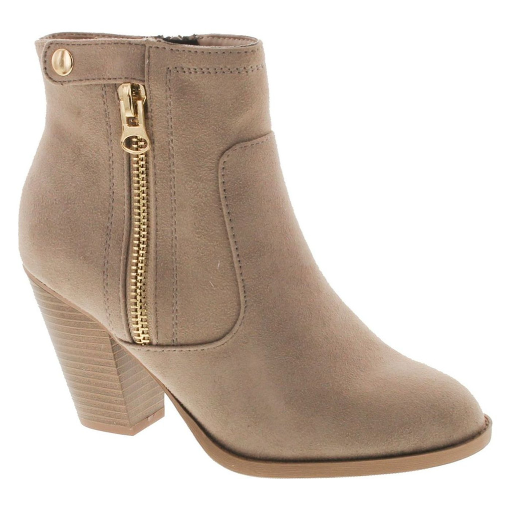 Soda Women's Bunty Faux Suede Cowboy Stacked Heels Ankle Booties With Side Accents