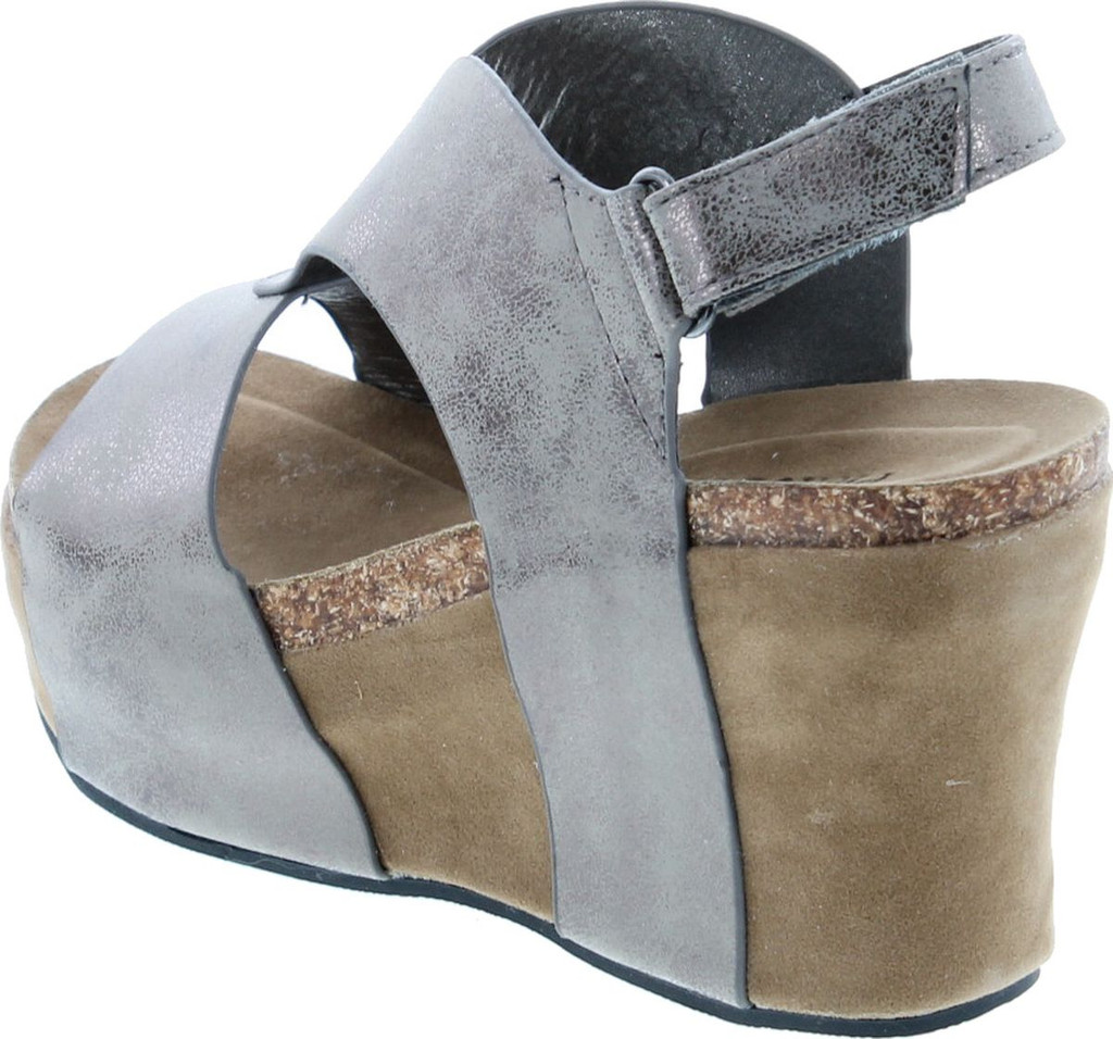 Pierre Dumas Women's Hester-6 Wedge Sandal