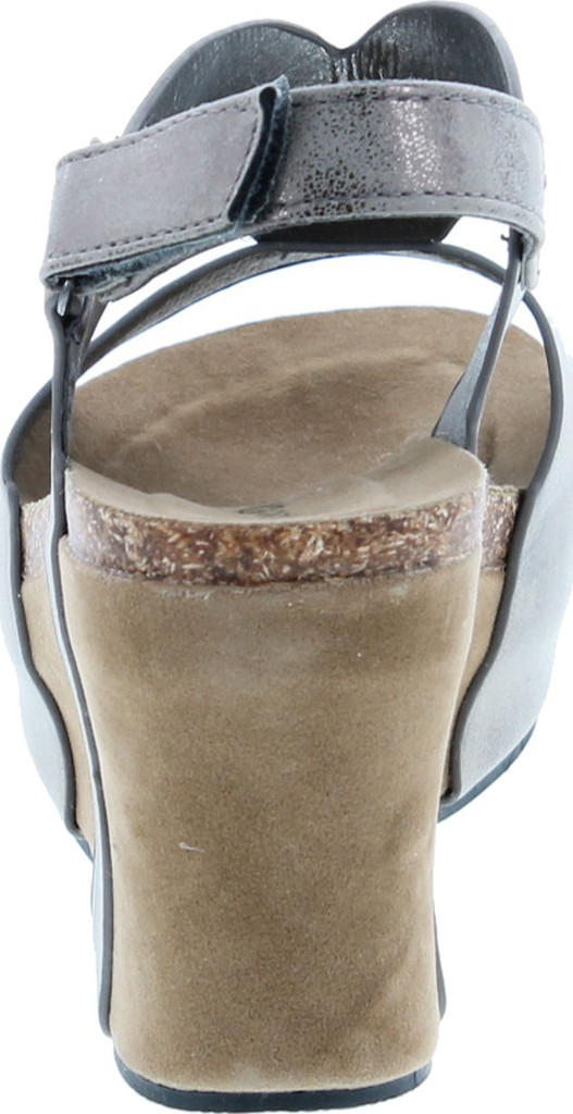 Pierre Dumas Women's Hester-6 Wedge Sandal