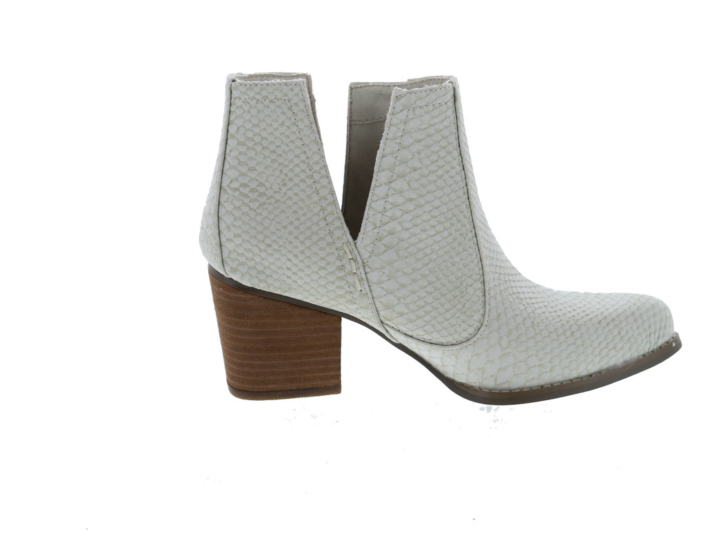 Not Rated Tarim Heeled V-Cut Bootie