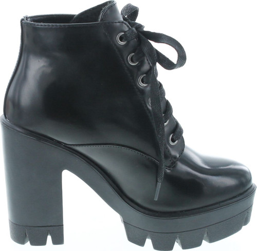 Bamboo Jonas-02 Women Lace Up Chunky Heel Lug Sole Platform Combat Ankle Bootie
