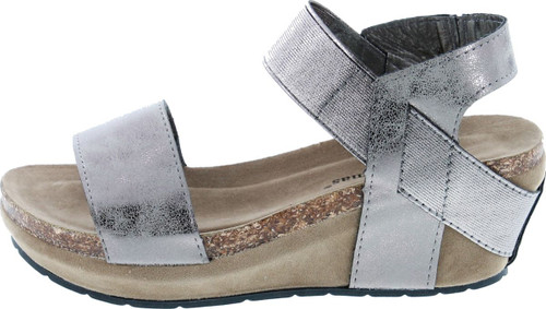 Pierre Dumas Women Low Wedge Chantal 02
